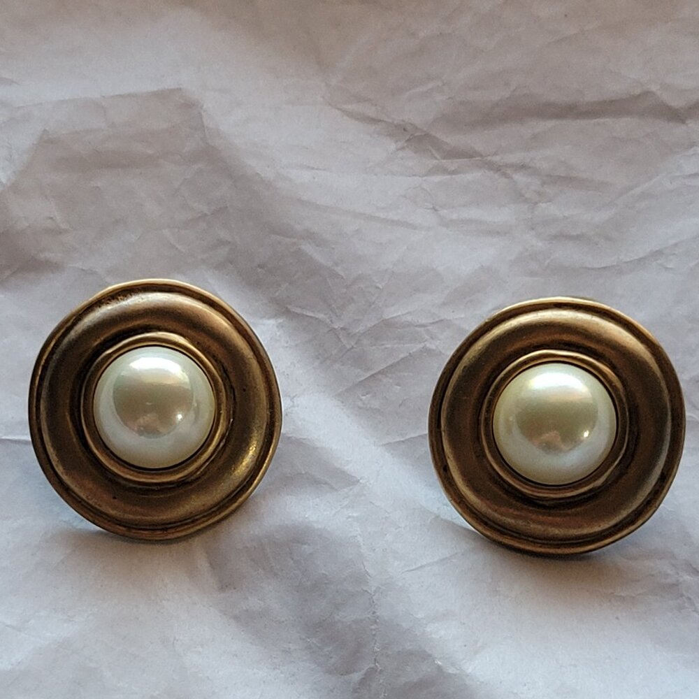 Vintage Carol Lee Gold Faux Pearl Pierced Earrings